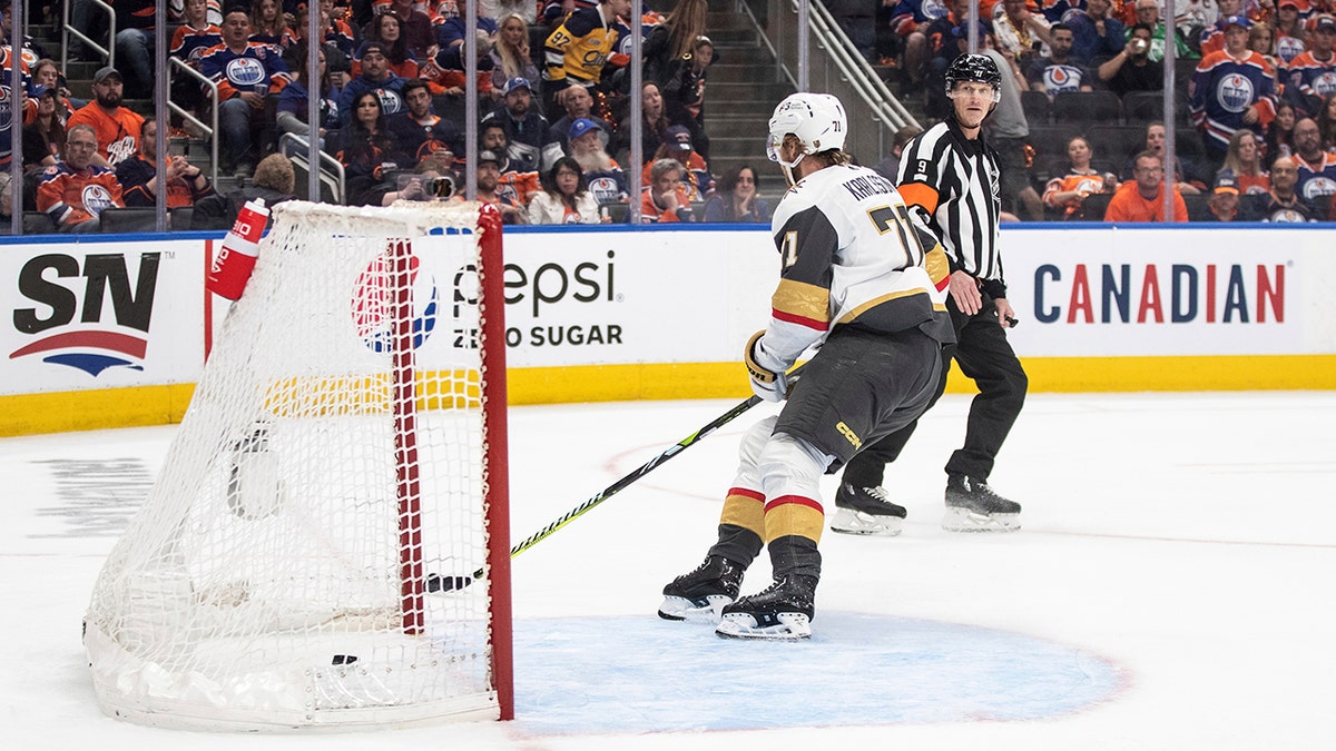 William Karlsson scores an empty net goal
