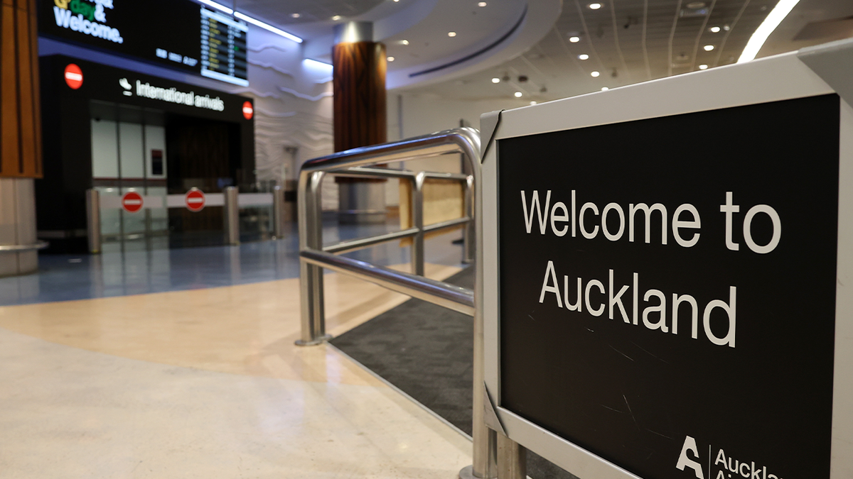 welcome sign in Auckland Airport