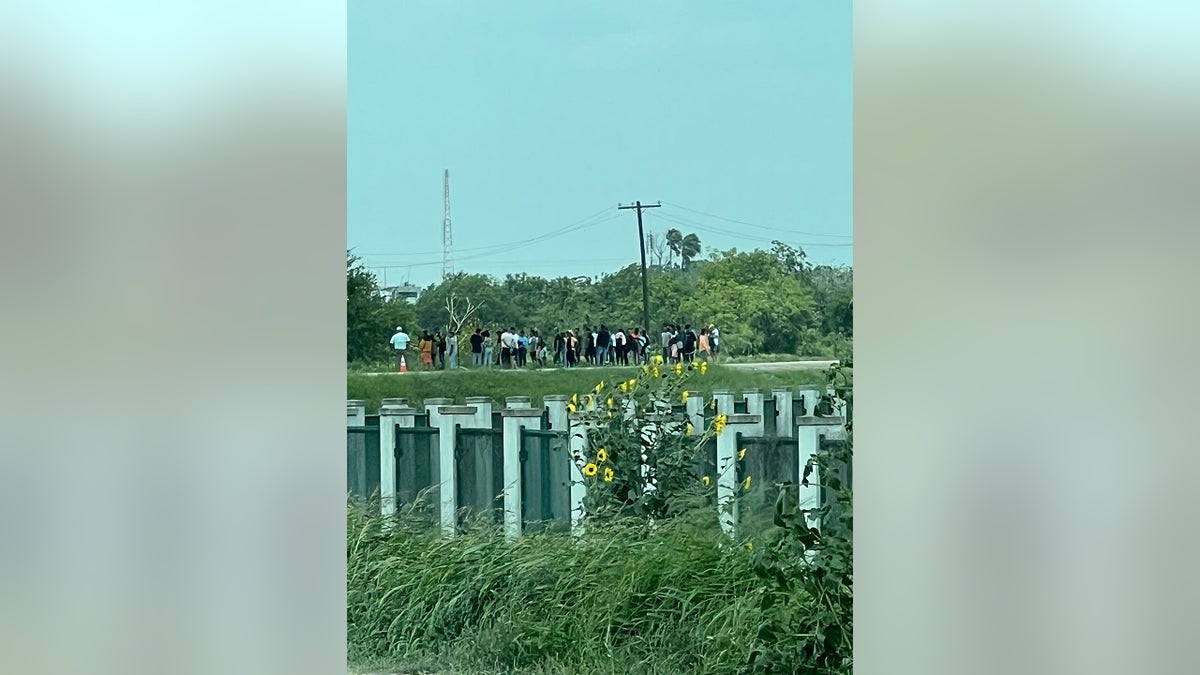 Texas illegal border crossings