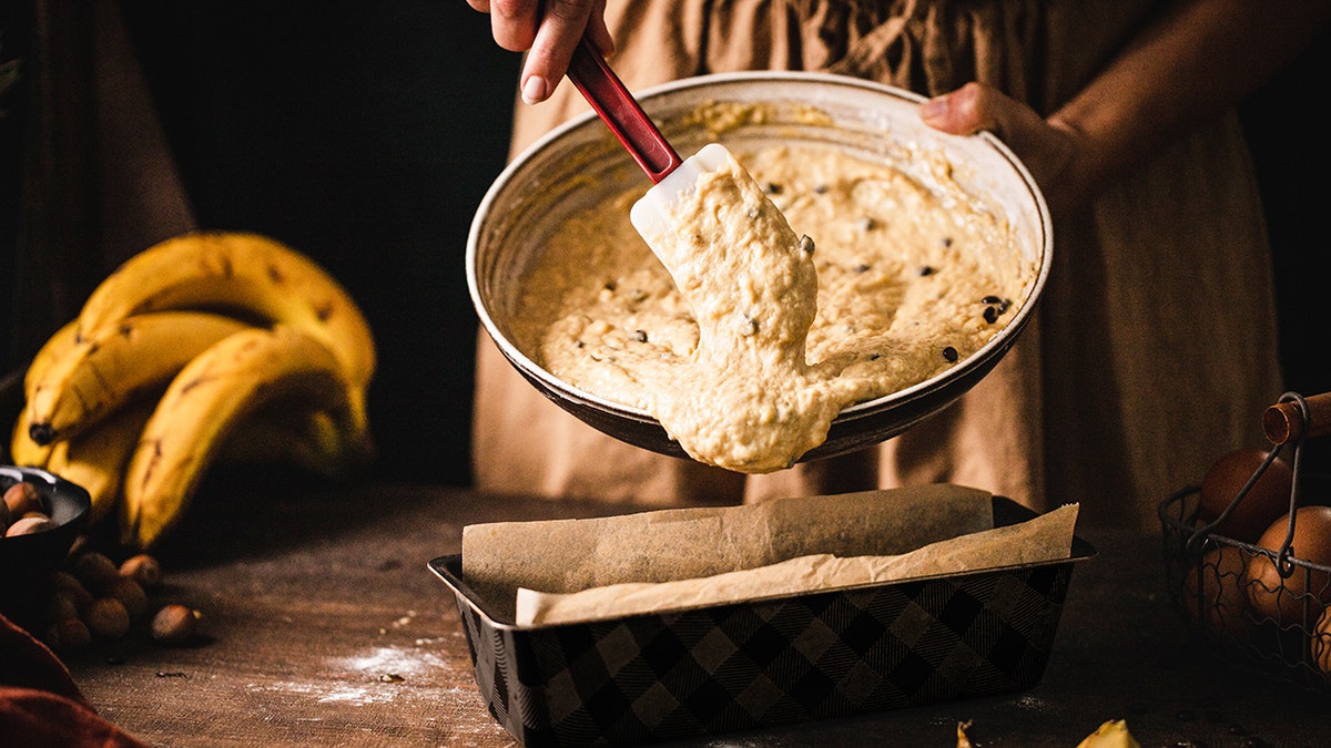 pouring bread batter