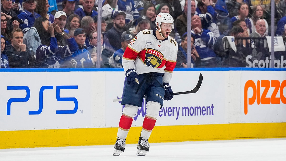 Carter Verhaeghe celebrates goal