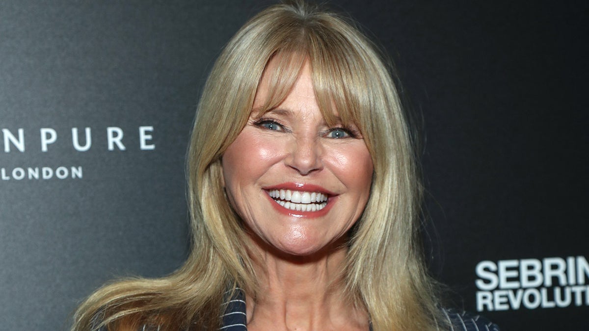 Christie Brinkley red carpet