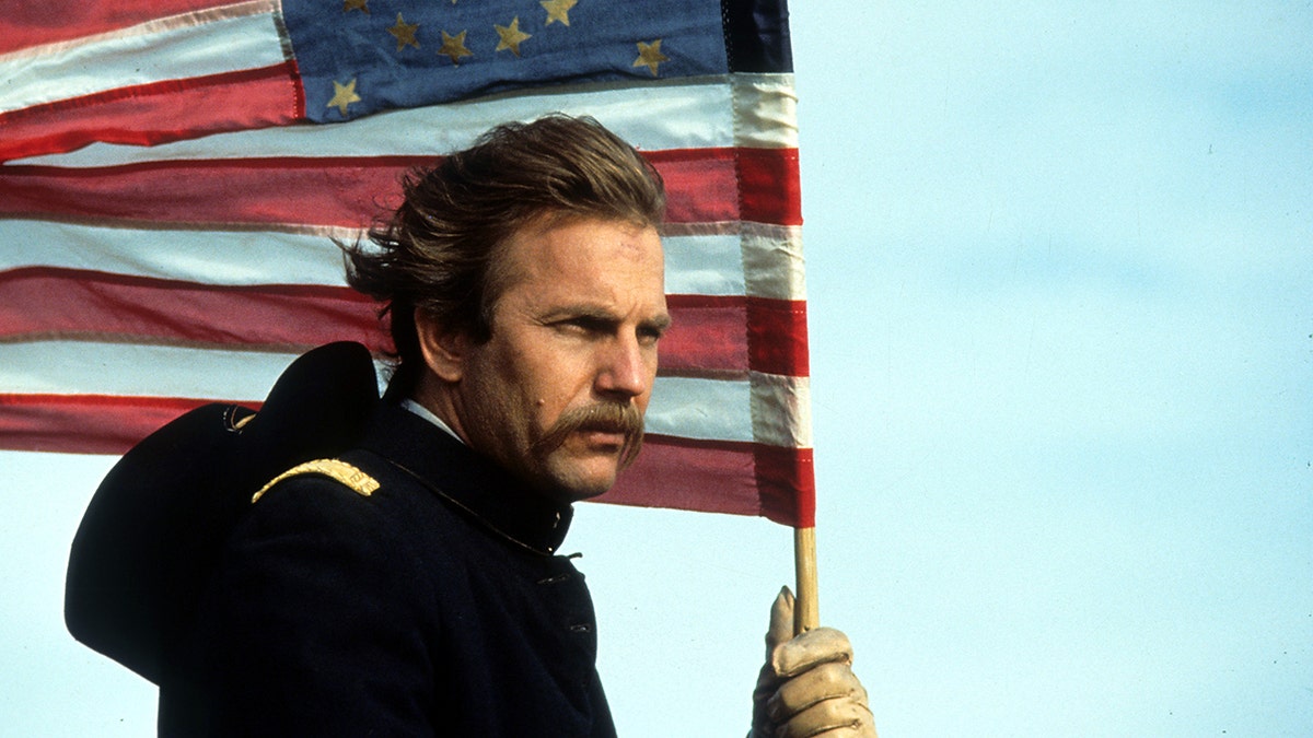 Kevin Costner has mustache in Dances With Wolves movie