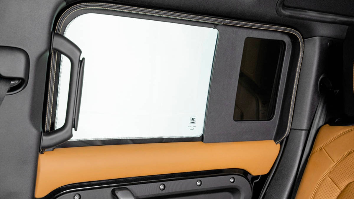 defender rear window