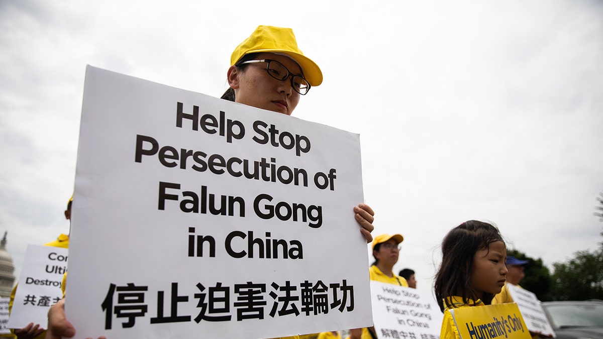 Falun Gong protesters at the U.S. Capitol in 2018