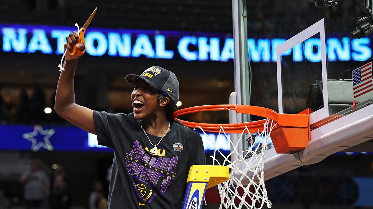 Flau'Jae Johnson cuts down nets