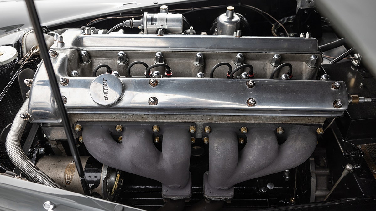 gable jaguar engine