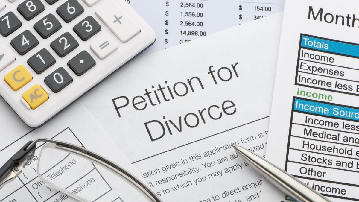 Divorce petition paperwork