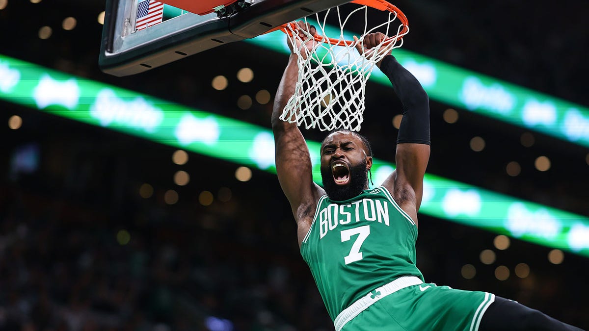 Jaylen Brown dunking