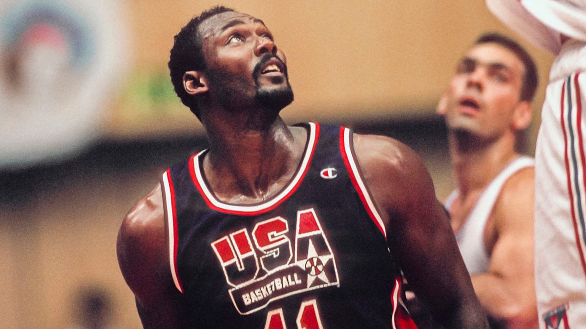 Karl Malone reportedly makes $5 million & $3 million by auctioning 1992  Dream Team memorabilia & Michael Jordan jersey