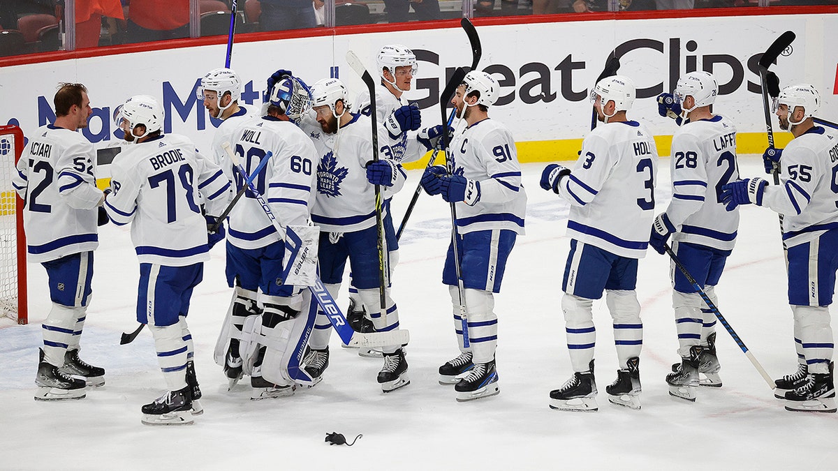 Leafs celebrate win