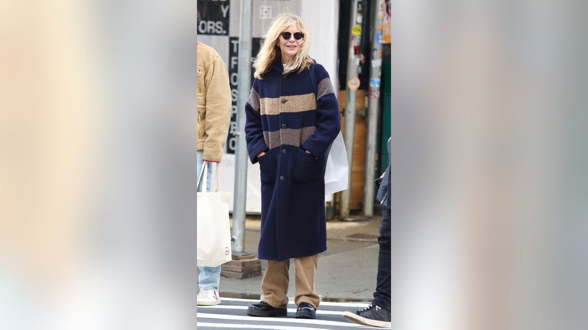 Meg Ryan on the streets of New York