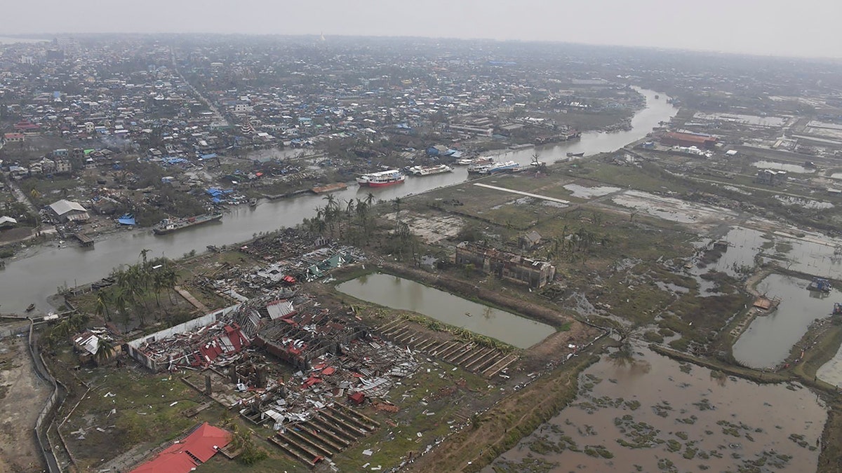 aerial damage of buildings, flooding