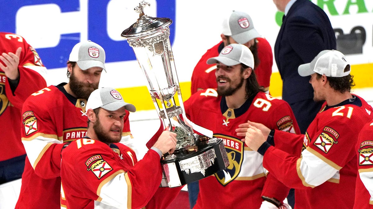 Florida Panthers celebrate sweep