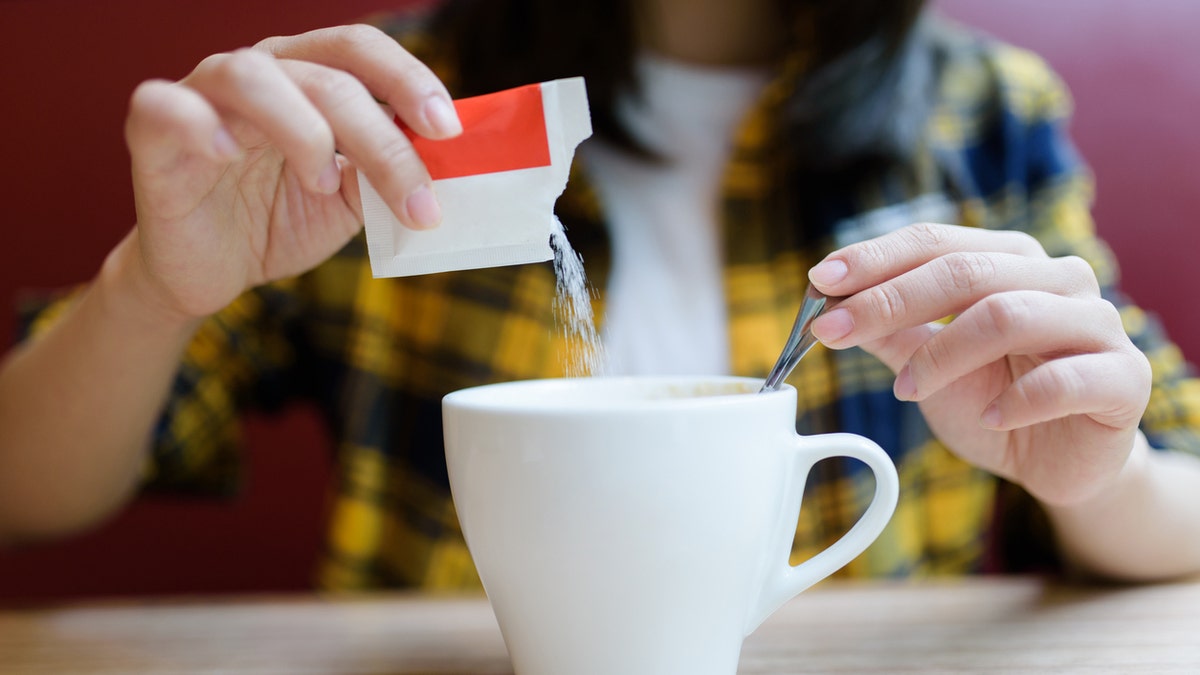 Heart Attack Risk Could Rise With Common Artificial Sweetener Use, Says ...