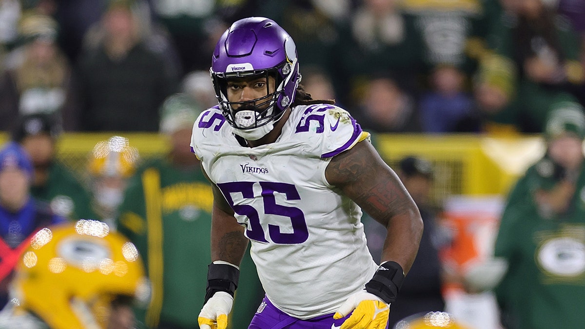 Browns Acquire 3-time Pro Bowler Za'Darius Smith From Vikings, Beef Up ...