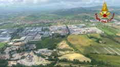 Italian flooding forces residents to rooftops, Venetian authorities prepare to activate barrier in lagoon