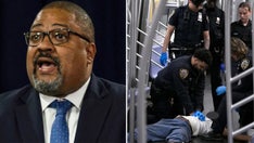 Marine veteran in NYC subway chokehold death faces tough legal road, experts say