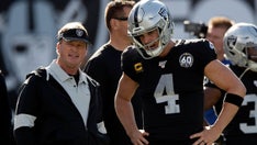 Jon Gruden helping Derek Carr get settled in Saints offense: report