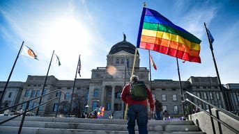 University of Chicago lab school pulls pride flag citing neutrality policy - Fox News