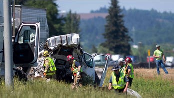 Truck driver arrested in multi-vehicle freeway crash that killed 7 in Oregon