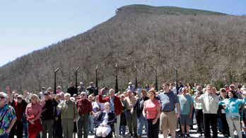 New Hampshire pays tribute to the Old Man of the Mountain 20 years after it crumbled