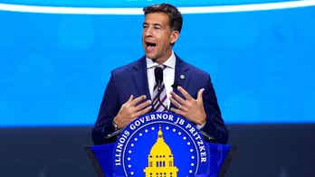 Illinois lawmakers greenlight bill requiring libraries in state to adopt anti-book banning policy