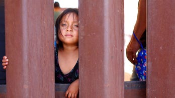 Dramatic footage captures chaos at the southern border as Title 42 reaches expiration: SEE IT