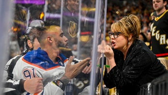Oilers' Evander Kane blows kiss to overzealous Golden Knights fan while she flips him the birds