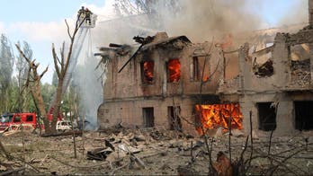 Russian strike on Ukrainian hospital kills 2, injures over 20