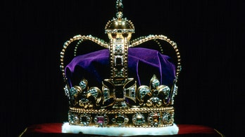 Critics slam Canada's new national crown that replaced Christian imagery with snowflake as the 'Trudeau crown'