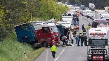 Western Slovakia crash between bus and truck kills 1, injures 59 others