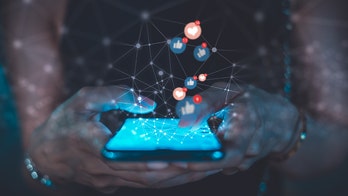 16 should be minimum age for social media use, parents and experts argue: '13 is too young'