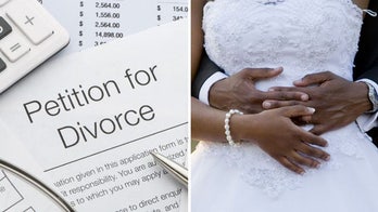 Photographer says woman requested refund on wedding photos after 4 years of marriage: 'I'm now divorced'