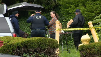 Seattle-area authorities search for suspect after teen found dead near Safeway parking lot
