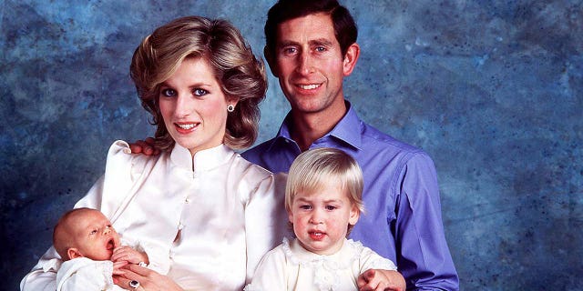 PRINCE CHARLES AND PRINCESS DIANA WITH PRINCE WILLIAM AND HARRY