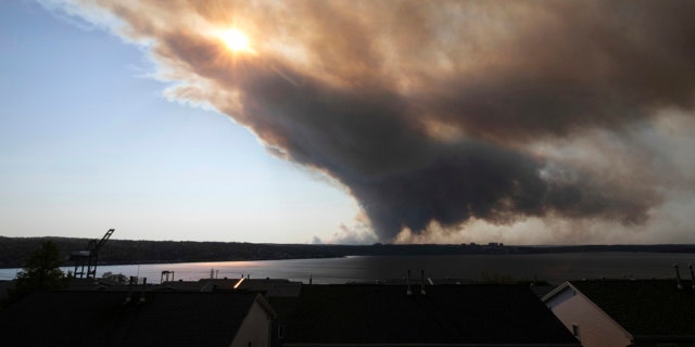 Heavy smoke