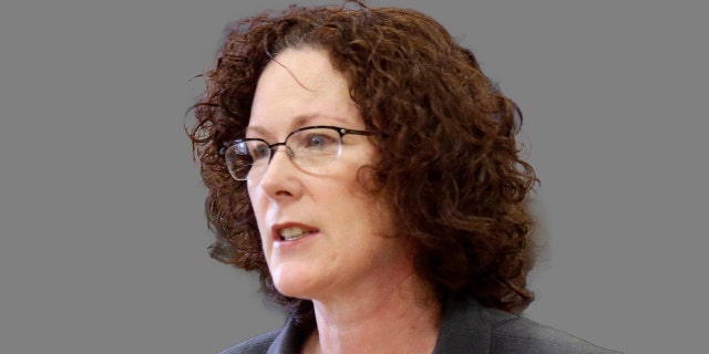 Val Hoyle