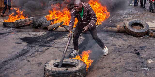 Kenyan riot police