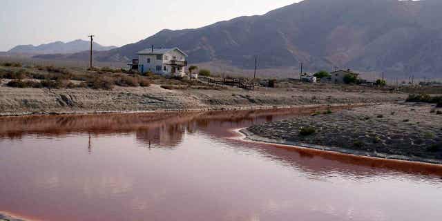 canal contaminado