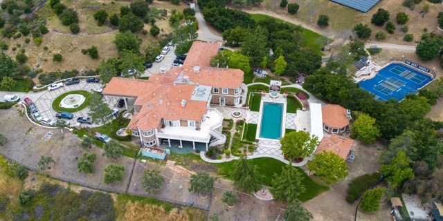 Aerial shot of Jamie Foxx's home