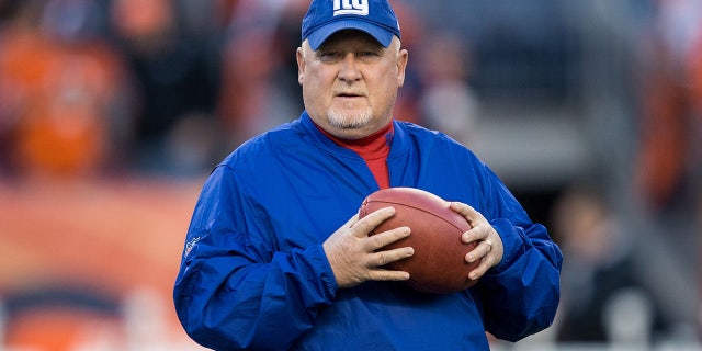 Bill McGovern with the Giants