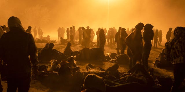 Border filled with migrants waiting to cross