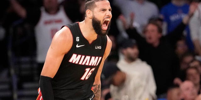 Caleb Martin reacts