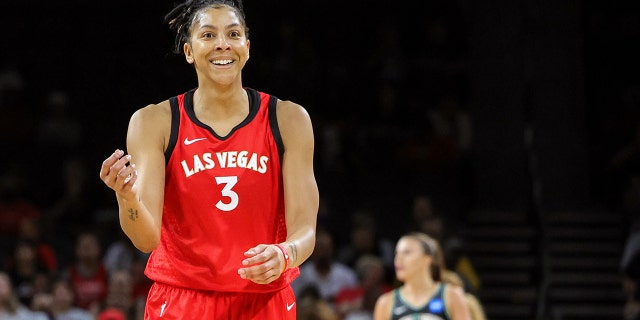Candace Parker vs the Liberty