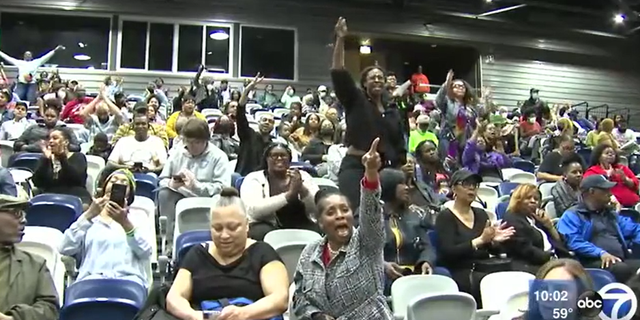 Chicago council meeting