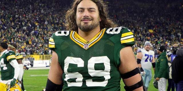 David Bakhtiari contra los Vaqueros