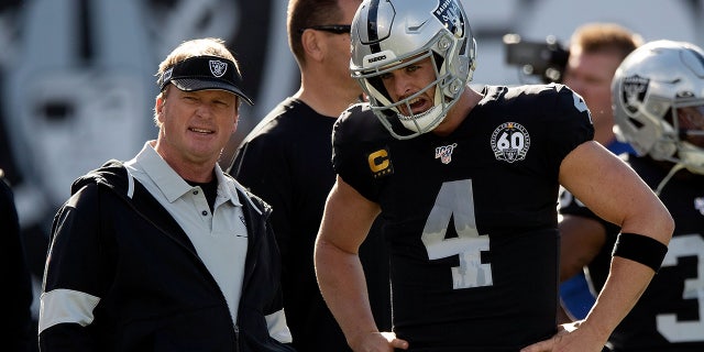 Derek Carr y los Raiders en Oakland