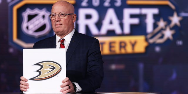 NHL Draft lottery card with the Ducks logo