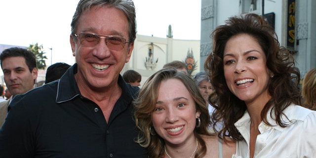 Tim Allen his wife and his daughter Catherine at the premiere for Santa Clause 3